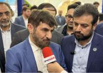 رئیس گروه اقتصادی دفتر مقام معظم رهبری از غرفه پتروشیمی زاگرس بازدید کردند